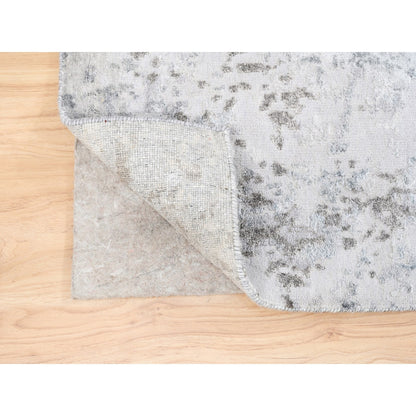 2'9"X10' Gray Modern Wool And Silk Hand Knotted Oriental Runner Rug