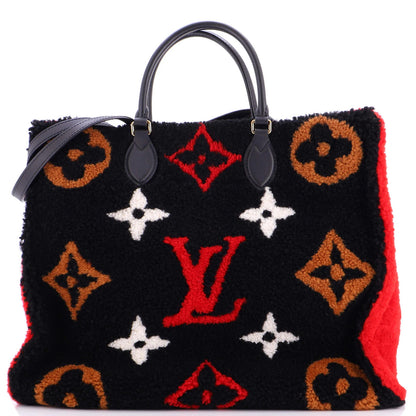 Louis Vuitton Onthego Tote Monogram Giant Teddy Fleece Gm