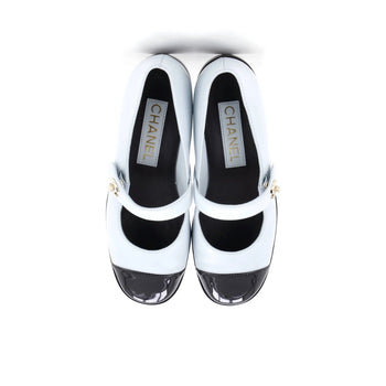 Chanel Women'S Cc Turnlock Mary Jane Flats Leather With Patent