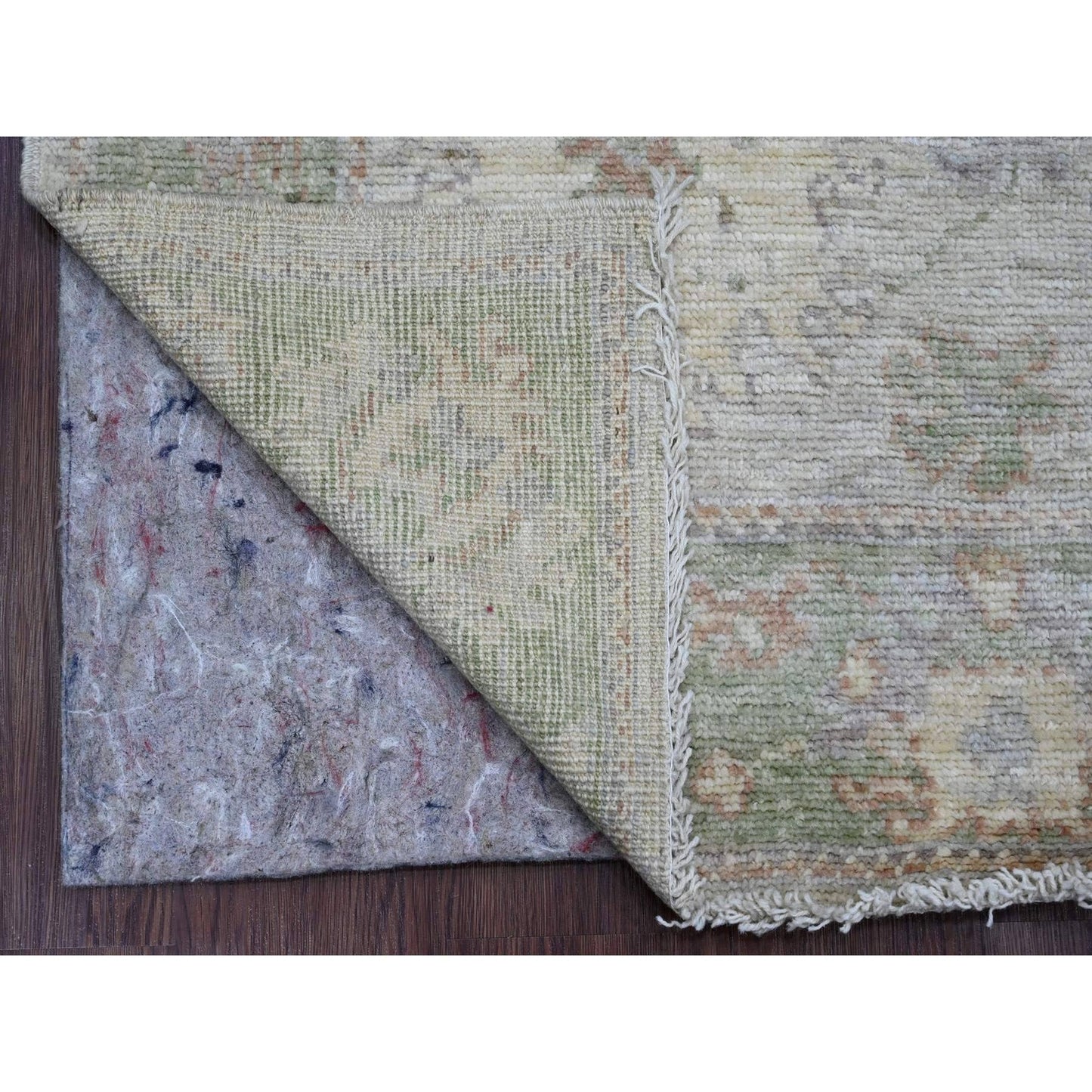 2'10"X5'9" White Hand Knotted Angora Oushak Leaf Design Wool Runner Rug