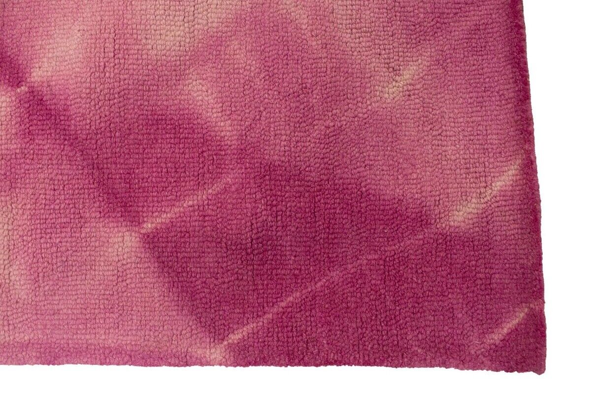 Fuchsia Tie-Dye Design Modern 5X8 Hand-Tufted