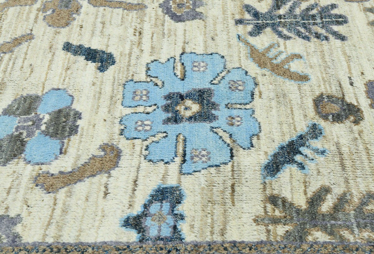 Vintage-Style Peshawar Oushak Oriental Rug Floral