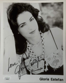 Gloria Estefan Autographed 8X10 Celebrity Photo (Jsa)