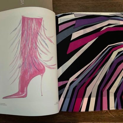 Visionaire 22 Chic Mario Testino Very Good Condition Limited Ed3000S Fashion Box