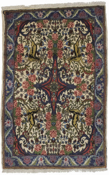 One-Of-A-Kind Handmade Oriental Rug Small Floral