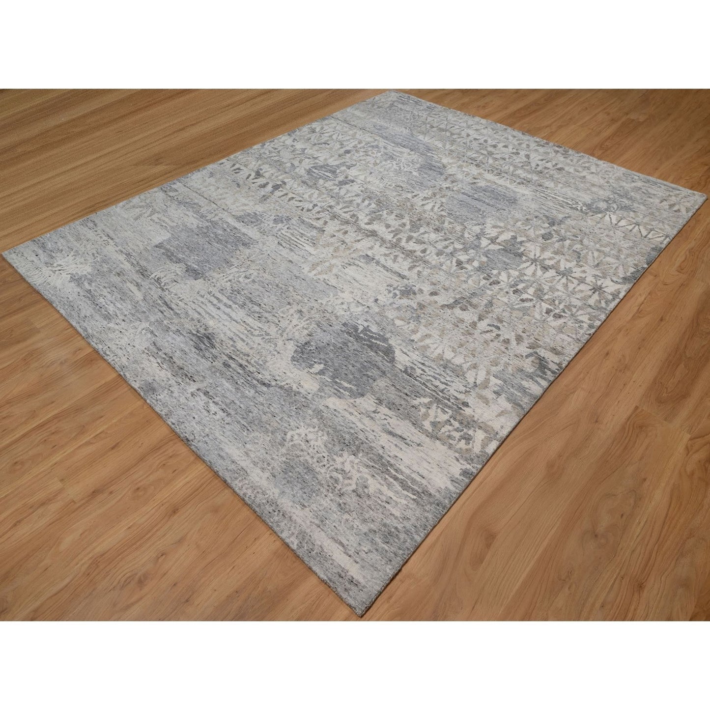 8'X10'1" White Nepali Modern Design Undyed Natural Wool Hand Knotted Rug