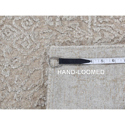 2'5"X12' Gray Fine Jacquard With Hand Loomed Wool And Silk Runner Rug