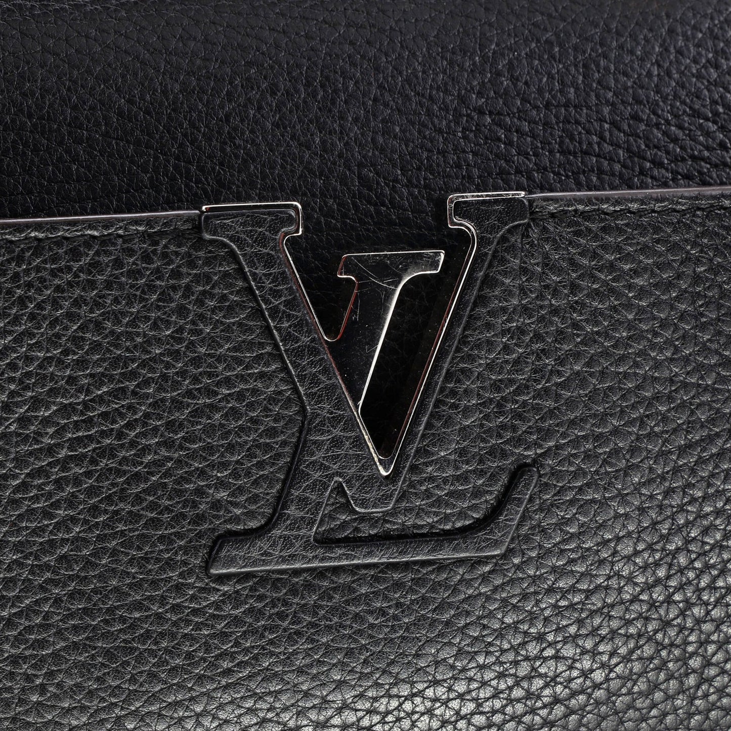 Louis Vuitton Capucines Bag Leather Pm
