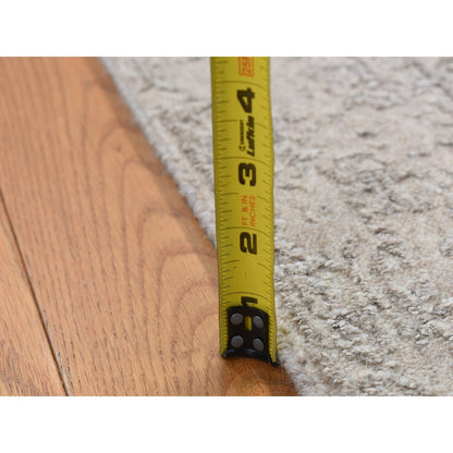 2'5"X12' Gray Fine Jacquard With Hand Loomed Wool And Silk Runner Rug