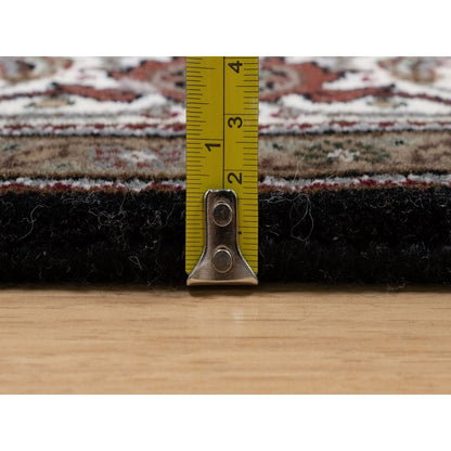 5'X7' Black Tebraz Mahi With Fish Medallion Design Wool Hand Knotted Rug