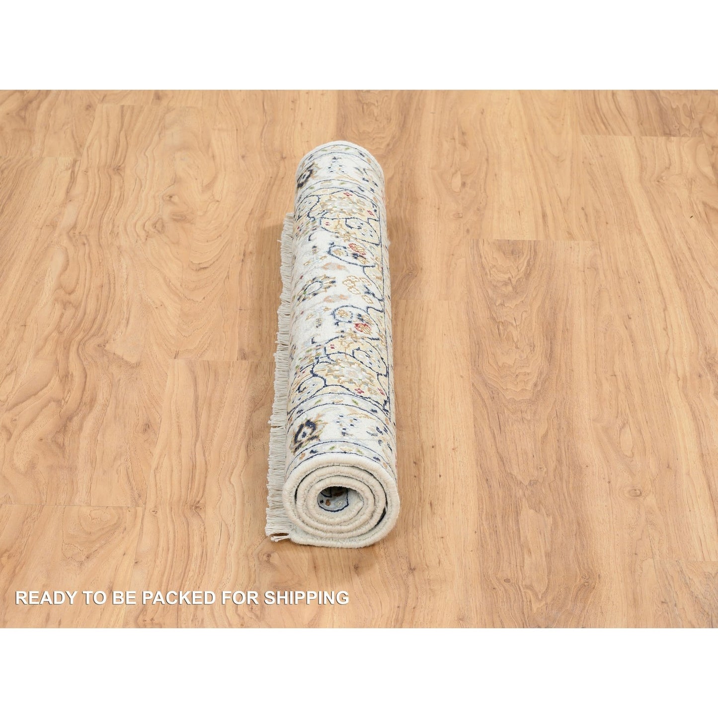 3'1"X3'1" Ivory 250 Kpsi Nain Pure Wool Hand Knotted Square Oriental Rug