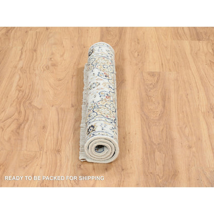 3'1"X3'1" Ivory 250 Kpsi Nain Pure Wool Hand Knotted Square Oriental Rug