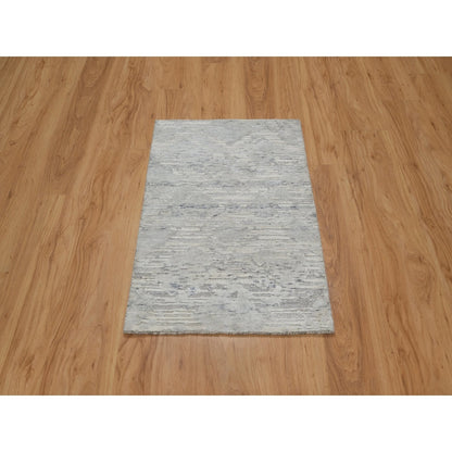 2'x3' Pastel Gray Modern Design Undyed Natural Wool Hand Knotted Mat Rug