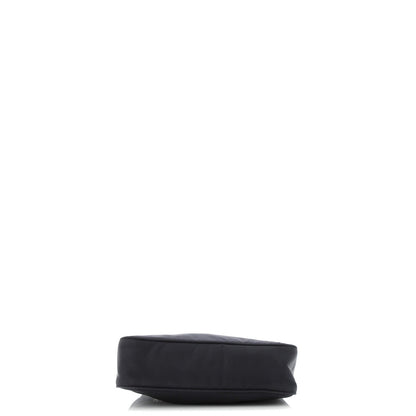 Prada Re-Edition 2000 Hobo Tessuto Mini