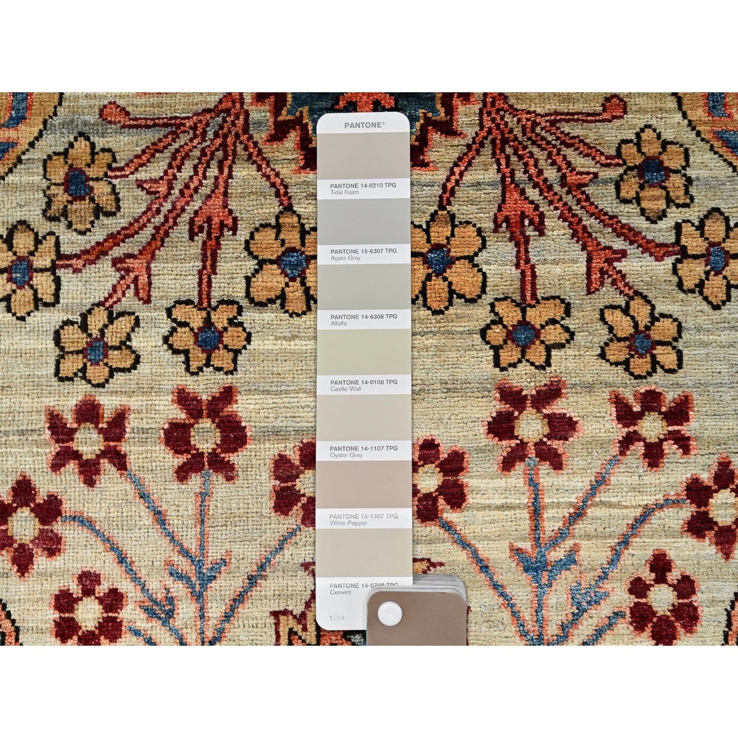 2'9"X9'10" Oyster Gray Bijar Garus Design All Wool Hand Knotted Runner Rug