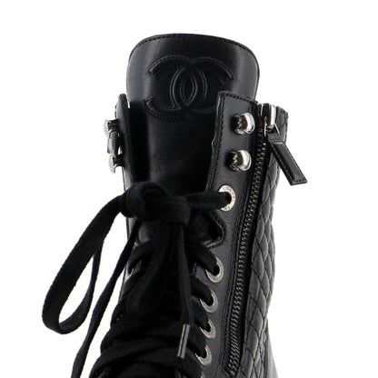 Chanel Women'S Cc Zip Up Combat Boots Quilted Leather