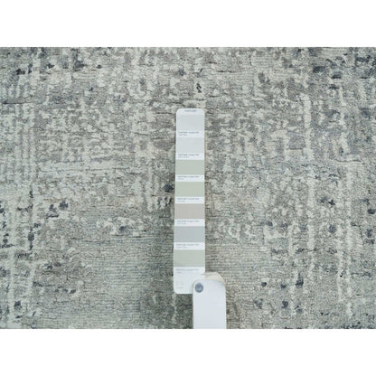 6'1"X6'1" Light Gray Modern Design Hand Knotted Round Oriental Rug