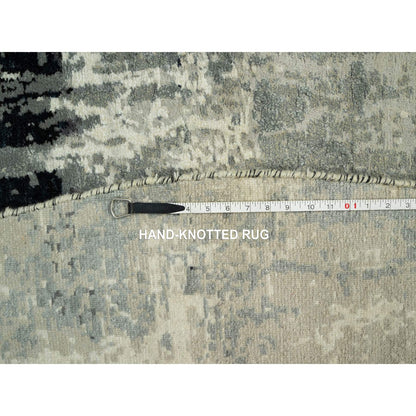 8'X8' Black Hand Knotted Abstract Wool And Silk Round Rug