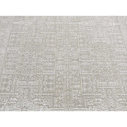 5'9"X9' Gray Wool And Silk Fine Jacquard Hand Loomed Oriental Rug