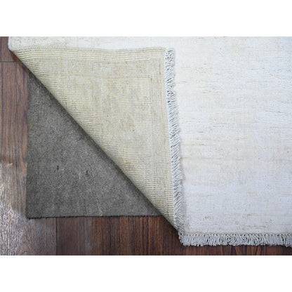 3'X4'9" Aircraft White Peshawar With Faded Colors Wool Hand Knotted Rug