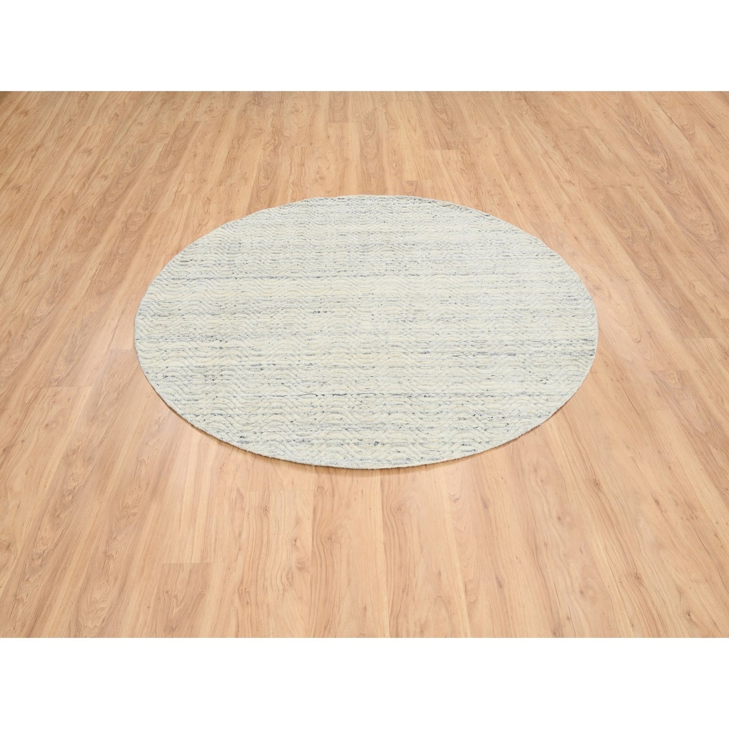 6'X6' Beige Wool Hand Loomed Variegated Modern Design Round Rug