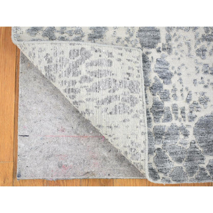 4'X6' Ivory Modern Design Hand Knotted Silk With Textured Wool Rug
