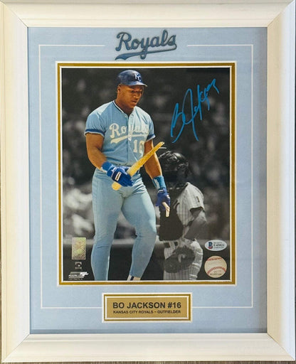 Bo Jackson Autographed 8X10 Royals Framed Photo (Beckett)