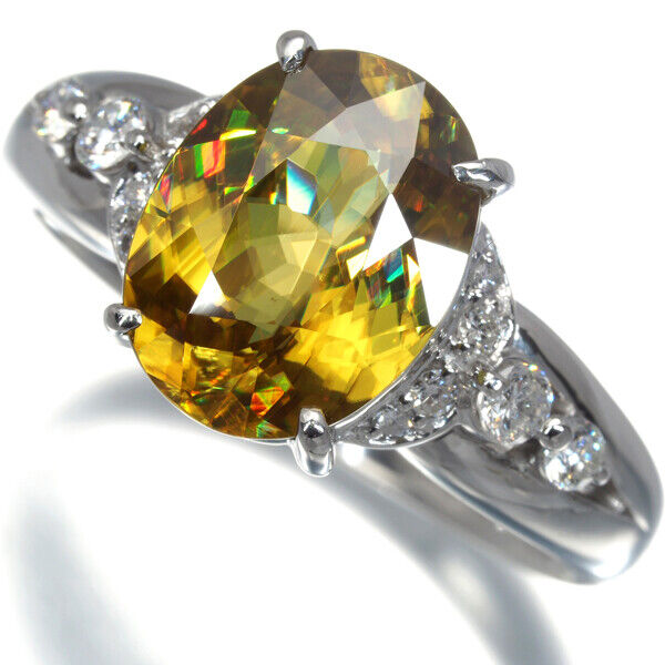 Sphene 3.01Ct Diamond 0.21Ct Ring 900 Platinum
