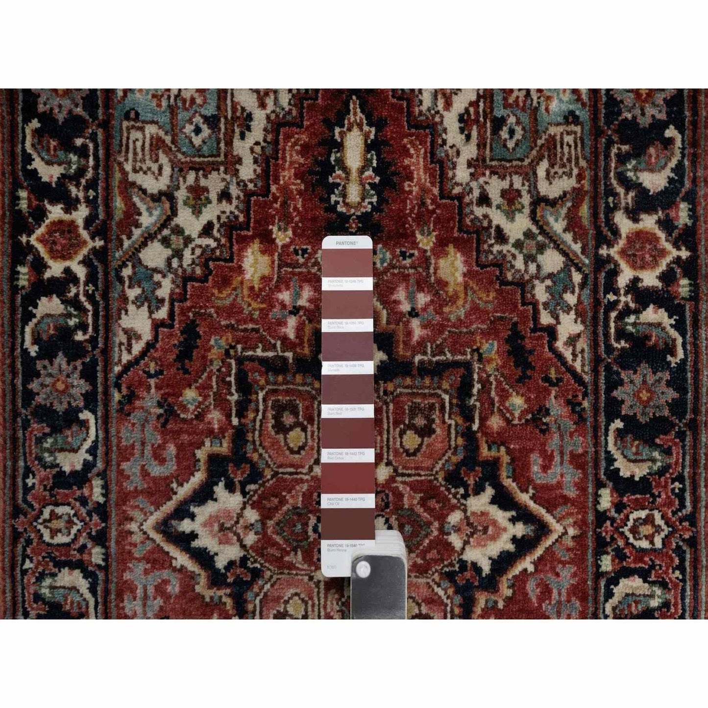2'X3'2" Red Antiqued Fine Heris New Zealand Wool Hand Knotted Mat Rug