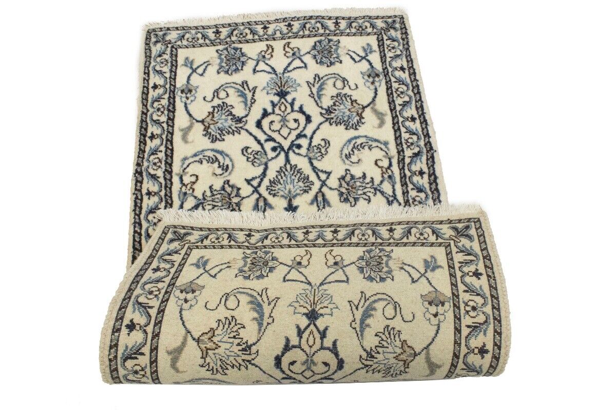 Vintage Nain Oriental Rug Cream Floral Classic