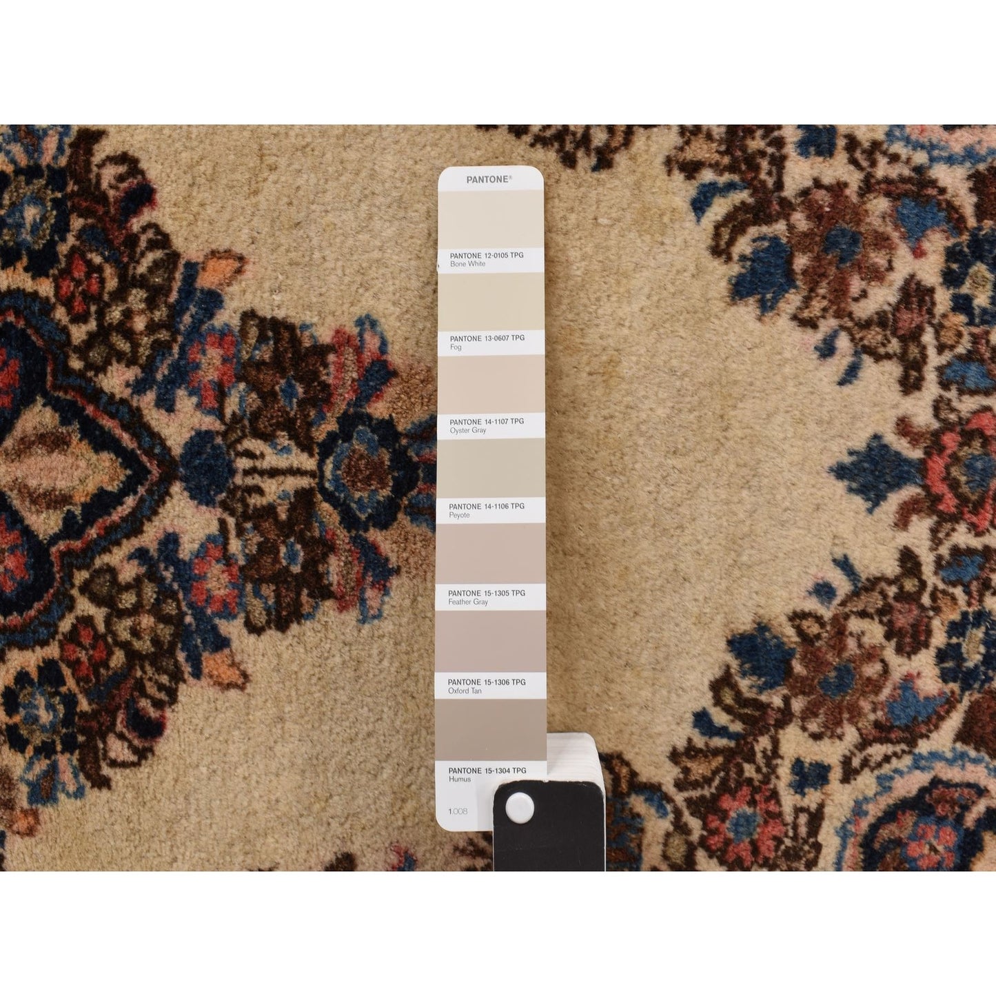 2'X4' Ivory Antique Sarouk Mat Hand Knotted Wool Open Field Medallion Rug