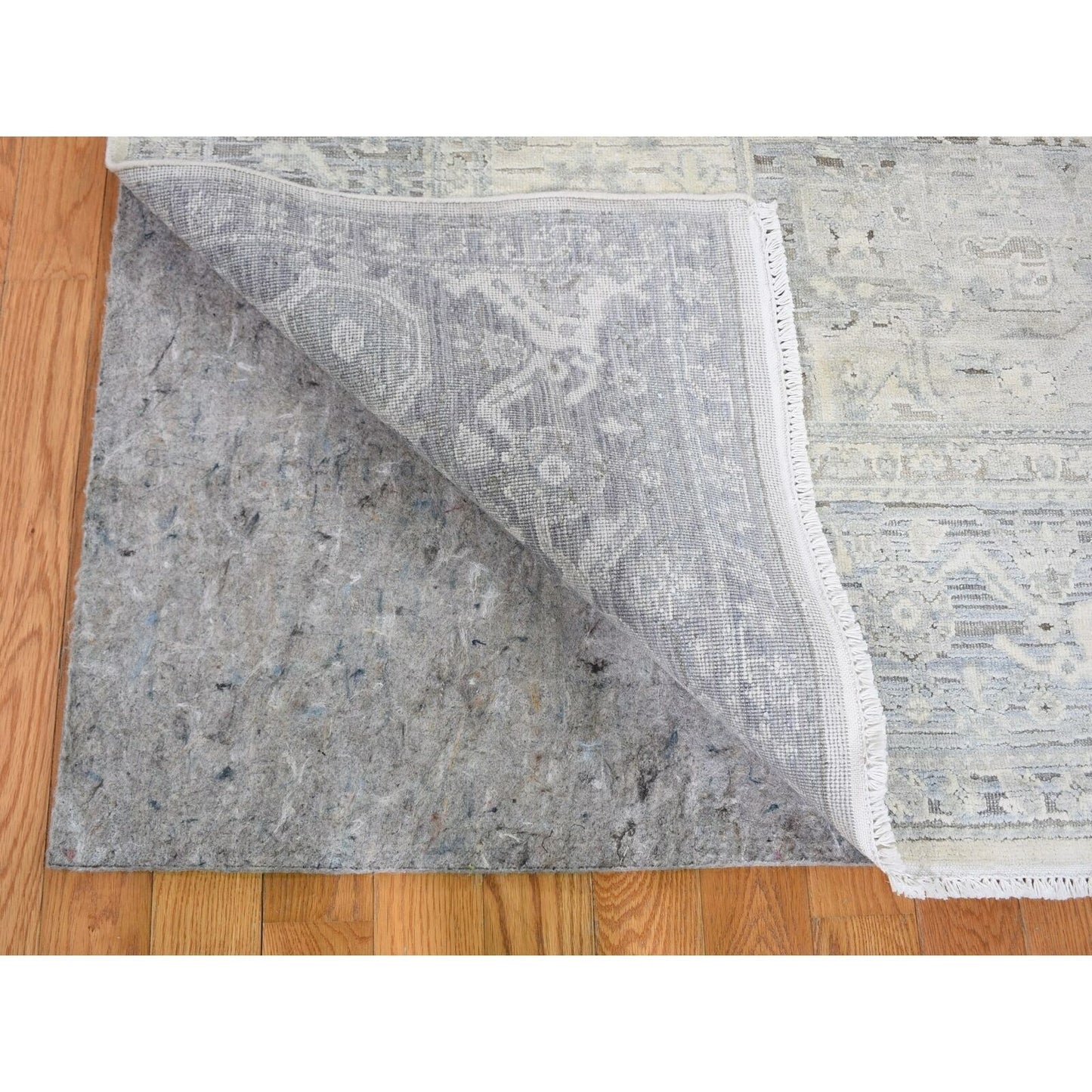 6'X9'5" Gray Pure Silk & Textured Wool Oushak Geometric Motif Rug