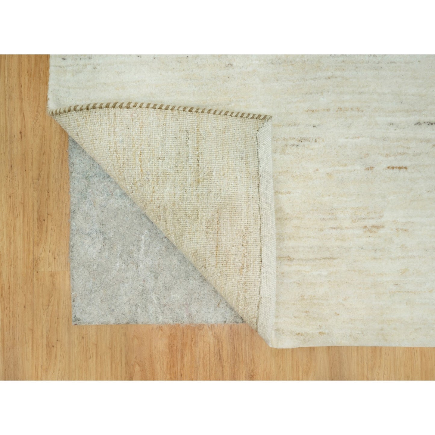 2'6"X6' White Luxuriouss Wool Hand Knotted Runner Oriental Rug