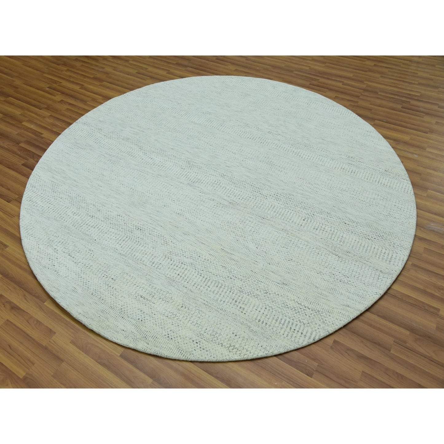 8'X8' Earl Gray Hand Knotted 100% Undyed Wool Grass Design Round Rug