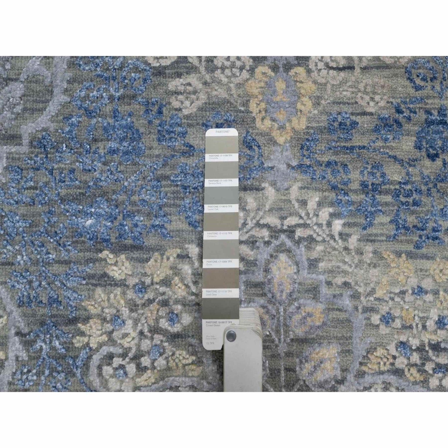 8'X10' Misty Gray Jewelry Design Wool With Textured Silk Hand Knotted Rug