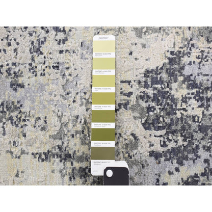 2'1"X3' White Abstract Design Wool And Silk Hand Knotted Mat Rug