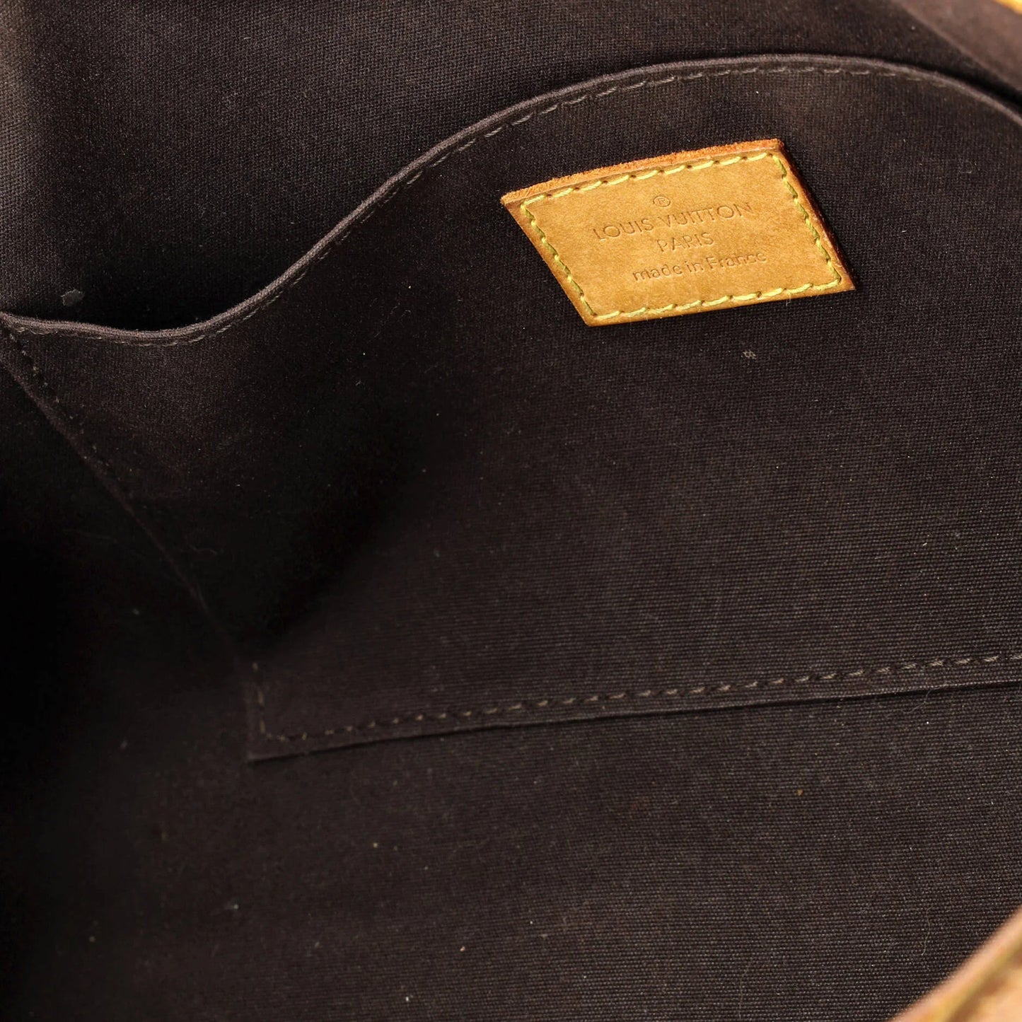 Vernis Louis Vuitton Roxbury Drive Handbag Monogram