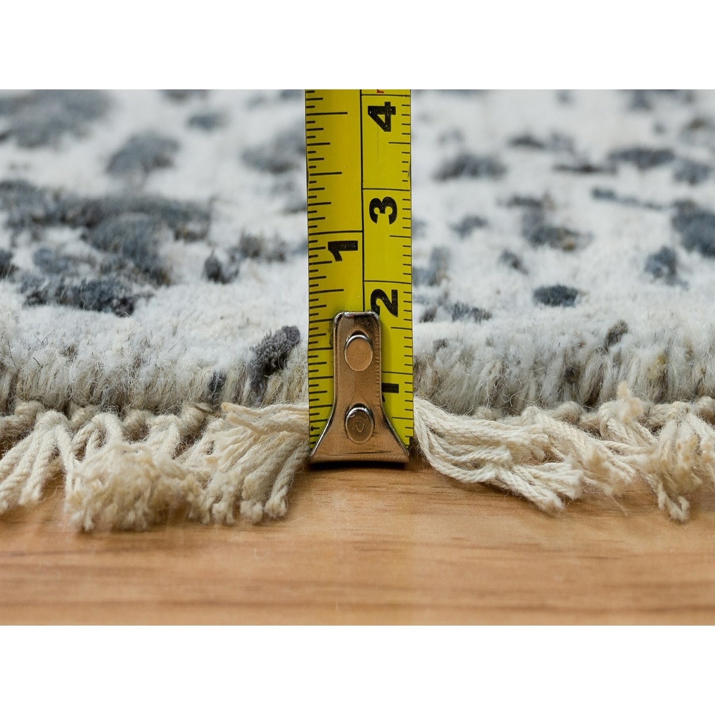 6'X6' Ice Gray Wool And Silk Broken And Erased Hand Knotted Oriental Rug