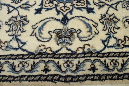 Vintage Nain Oriental Rug Cream Floral Classic