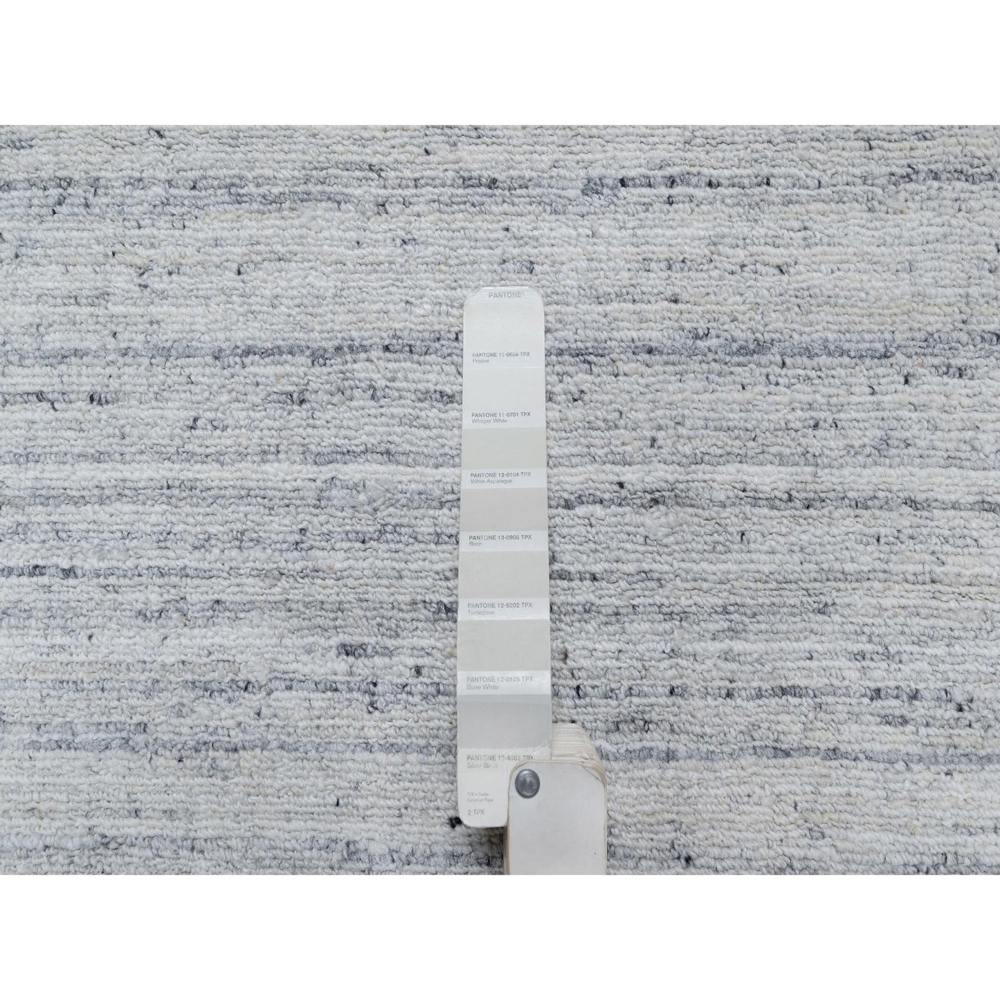 2'7"x8' Cloud Gray Modern Striae Design Pure Wool Hand Loomed Runner Rug