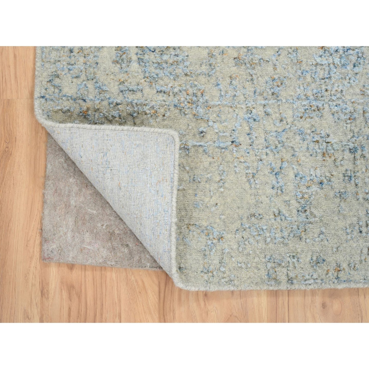 2'8"X10' Gray Tebraz Wool And Silk Jacquard Hand Loomed Runner Rug