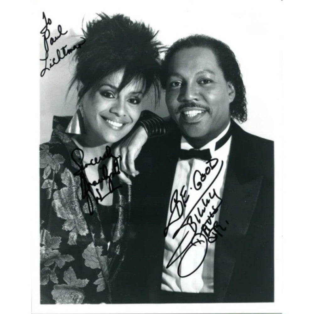 Marilyn Mccoo And Billy Davis Autographed 8X10 Photo