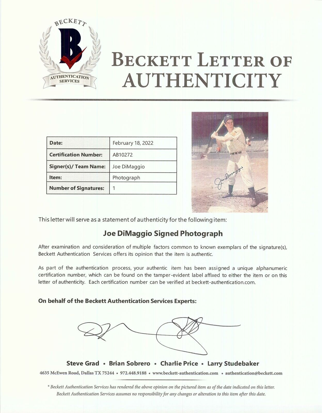 Joe Dimaggio Autographed 11X14 Photo New York