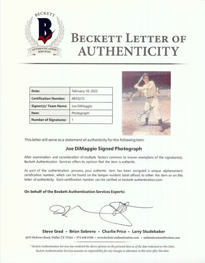 Joe Dimaggio Autographed 11X14 Photo New York