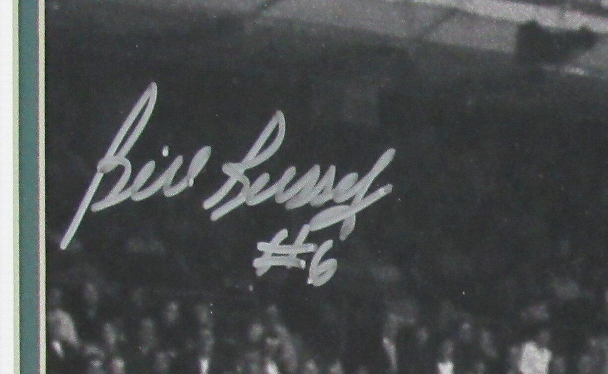 Bill Russell Hof Autographed 16X20 B/W Photo