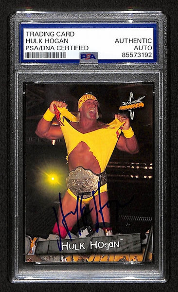 Hulk Hogan Signed/Auto 1999 Topps Wcw Embossed Card #55 Psa/Dna 198779