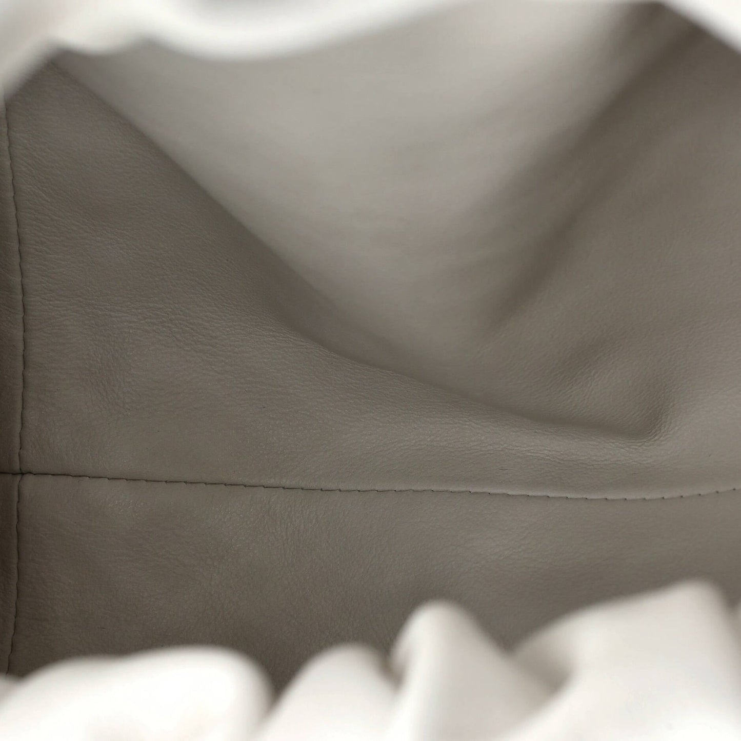 Bottega Veneta The Shoulder Pouch Leather Medium