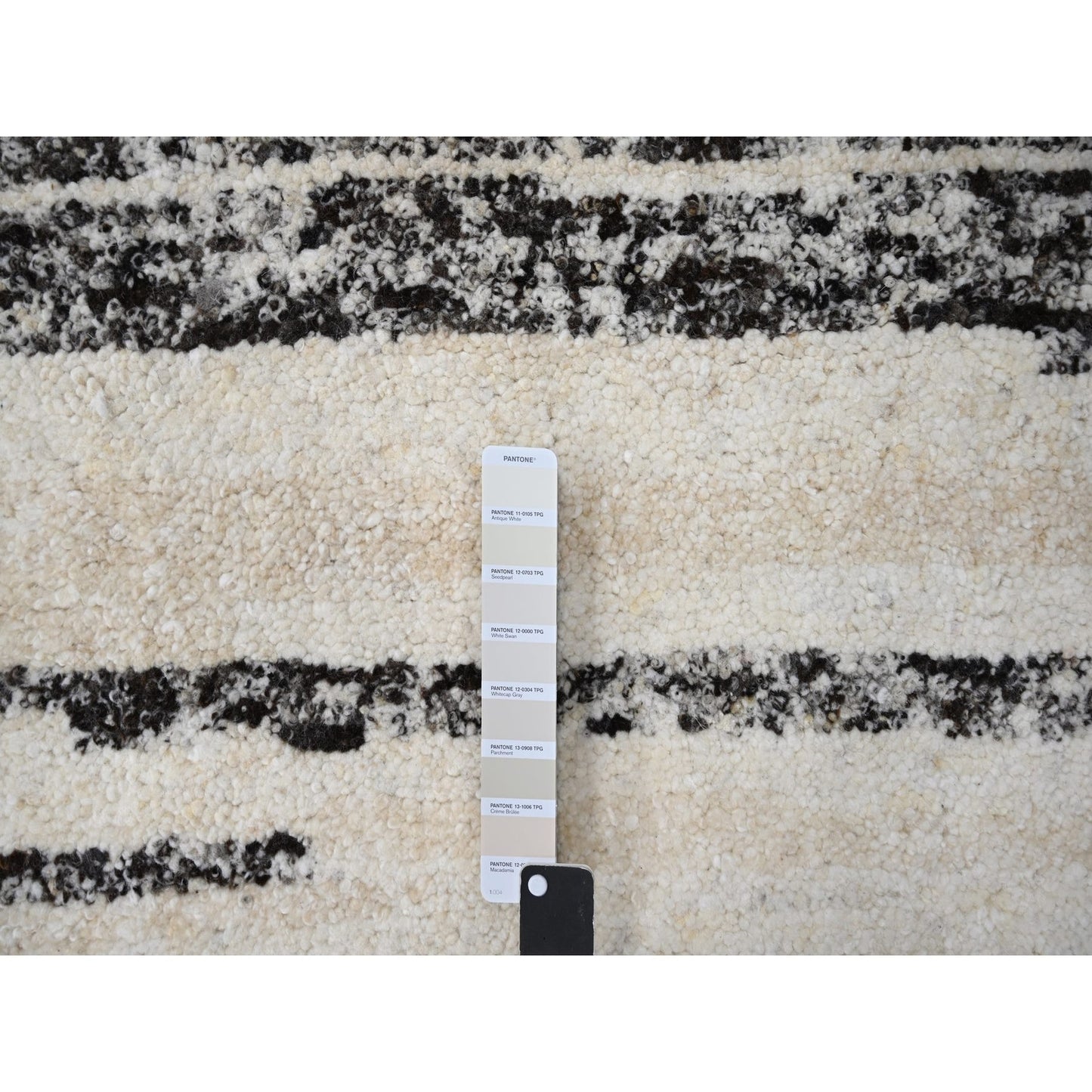 8'X8' Dark Brown And Ivory Striae Design Wool Hand Knotted Round Rug