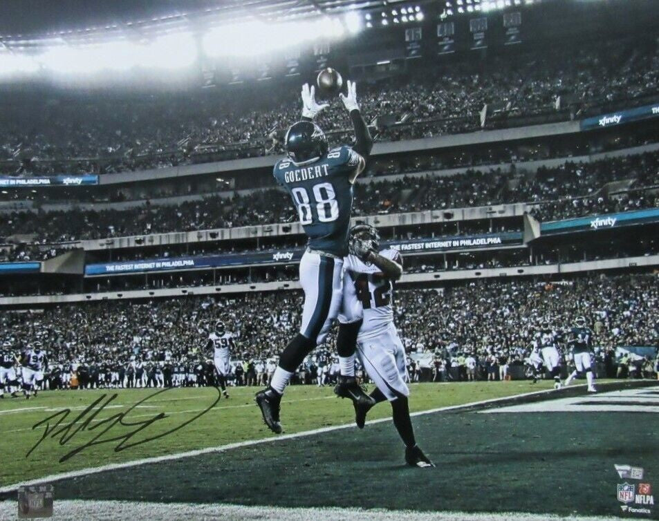 Dallas Goedert Autographed 16X20 Photo Philadelphia Eagles Fanatics 176768