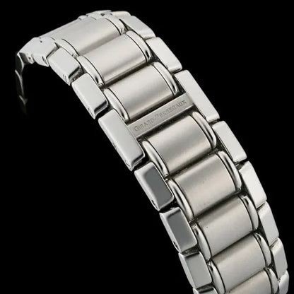 Girard-Perregaux Ferrari Chronograph 8020